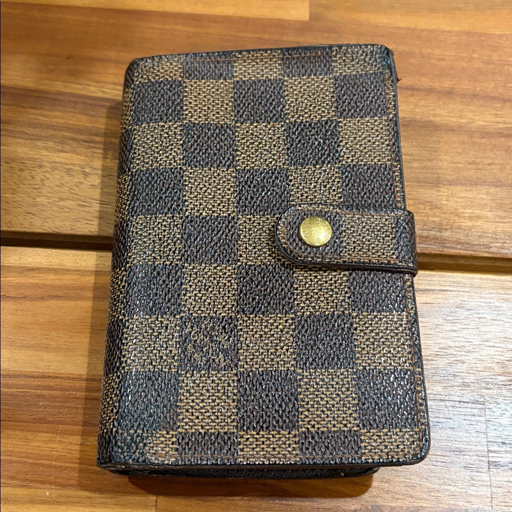 Authentic Vintage Damier Wallet